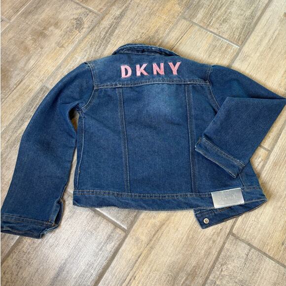 DKNY Girls Denim Long Sleeve Jean Jacket Snap Closure Spell Out Pink Size 6 - Picture 2 of 7